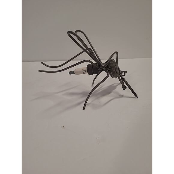 Spark Plug Bug Metal Mosquito Violin Unique Sculpture Artist Made - Picture 3 of 8